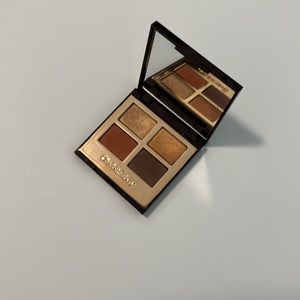 Charlotte Tilbury eyeshadow quad Transformeyes.